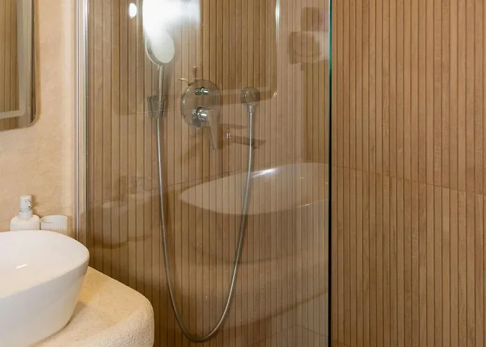 Zagrebacka アパート マカルスカ